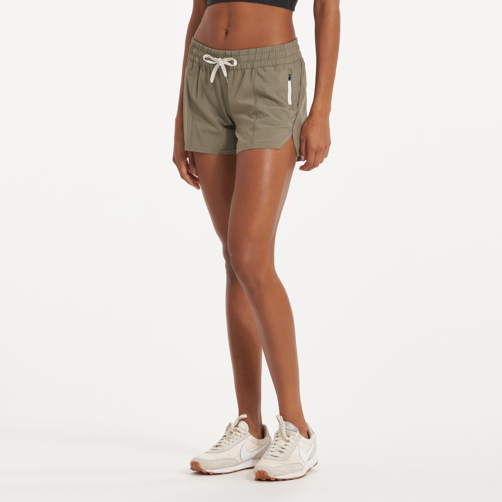 Clementine Short 4 | Light Oregano
