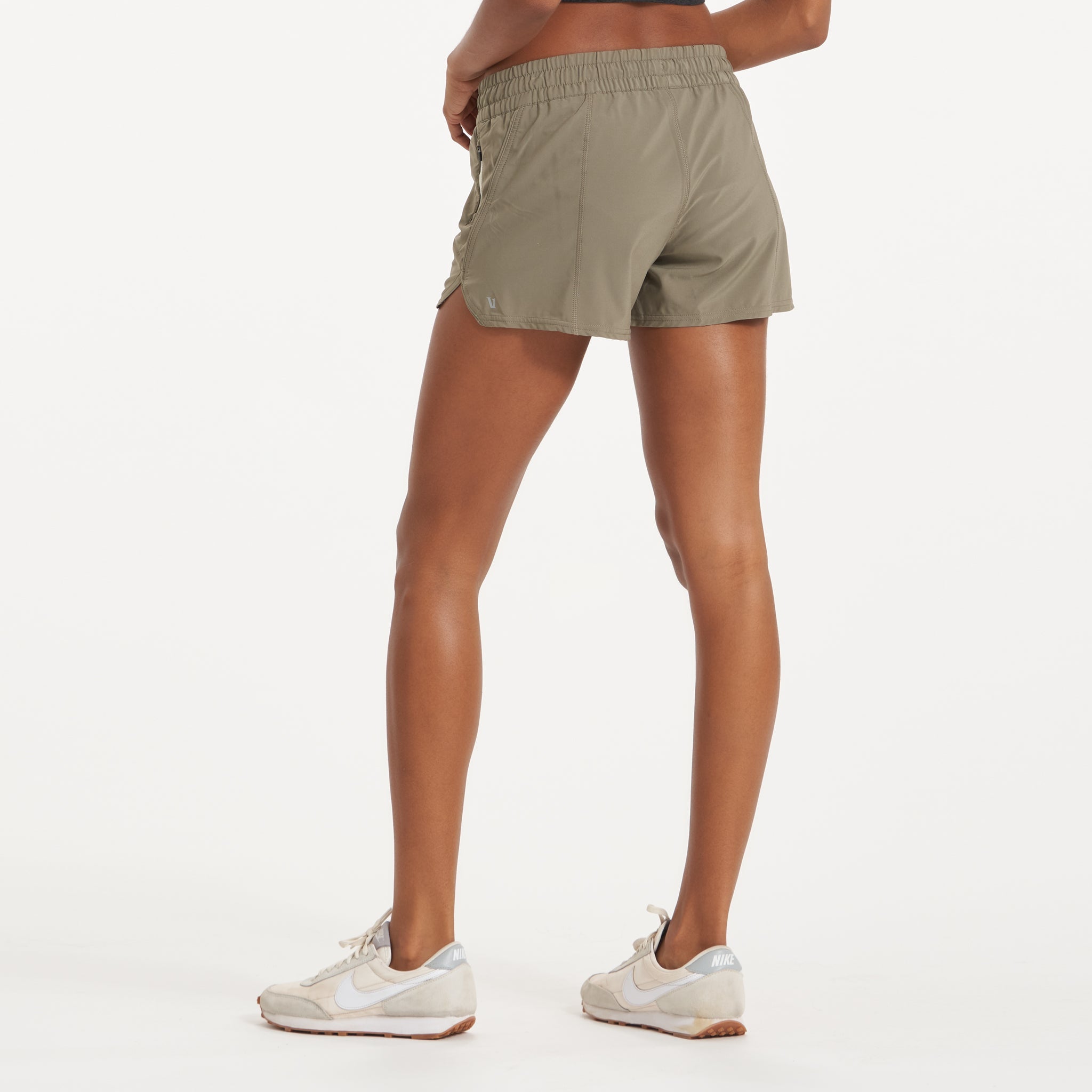Clementine Short 4 | Light Oregano