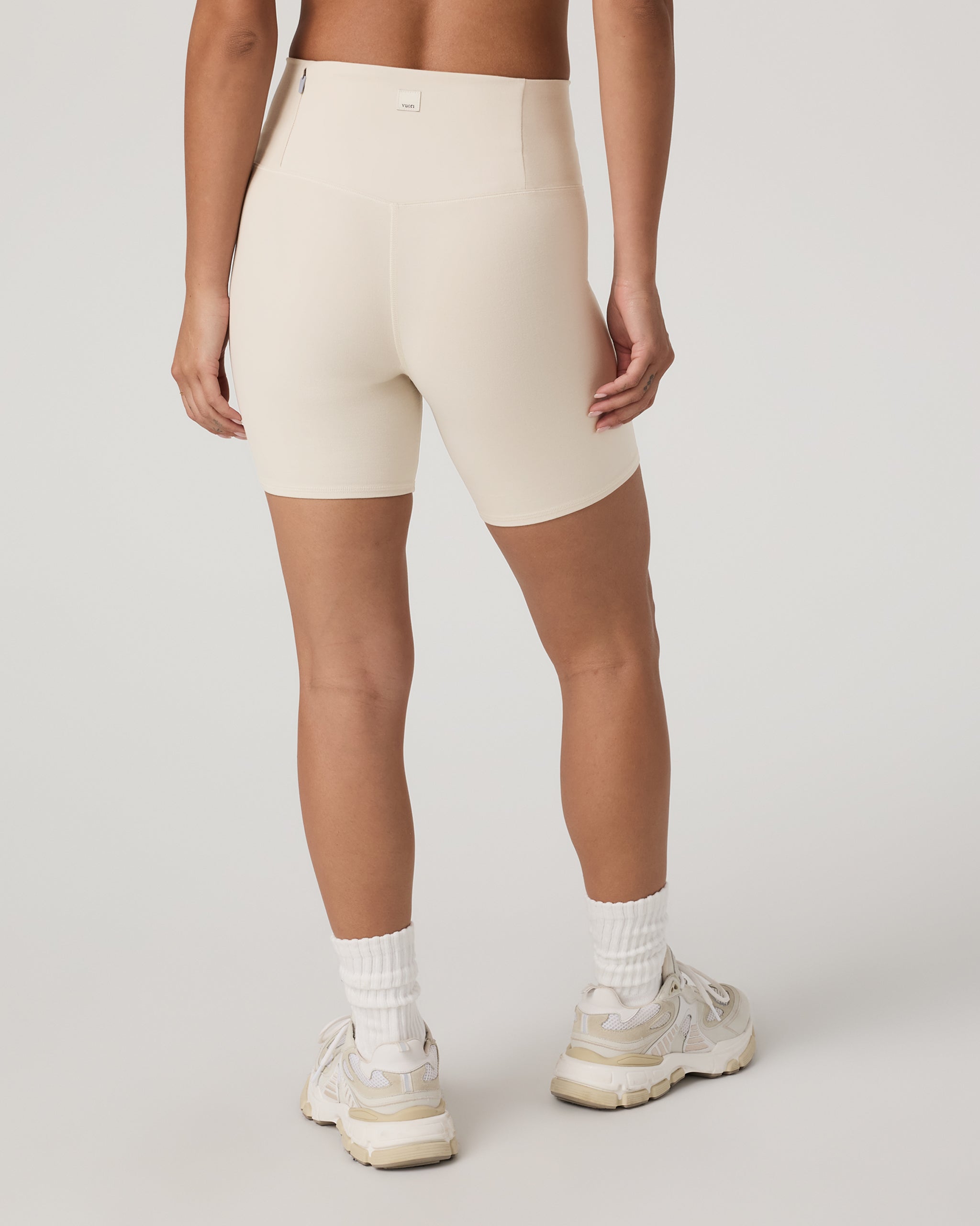 Clean Elevation Shorty 6" | Bone Heather