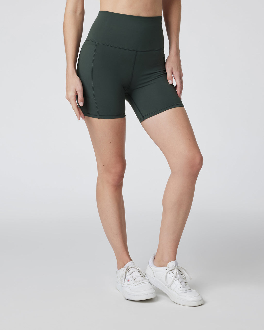 Studio Pocket Short | Aspen