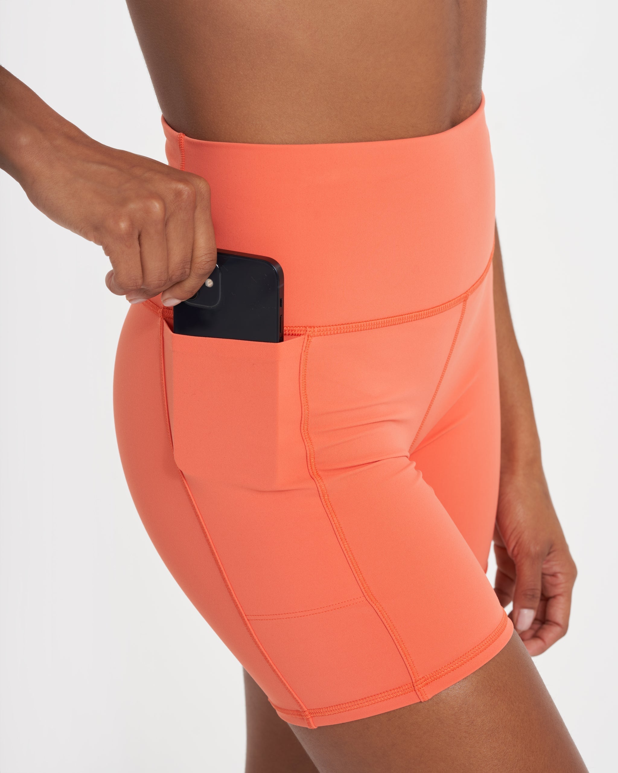 Studio Pocket Short | Grapefruit