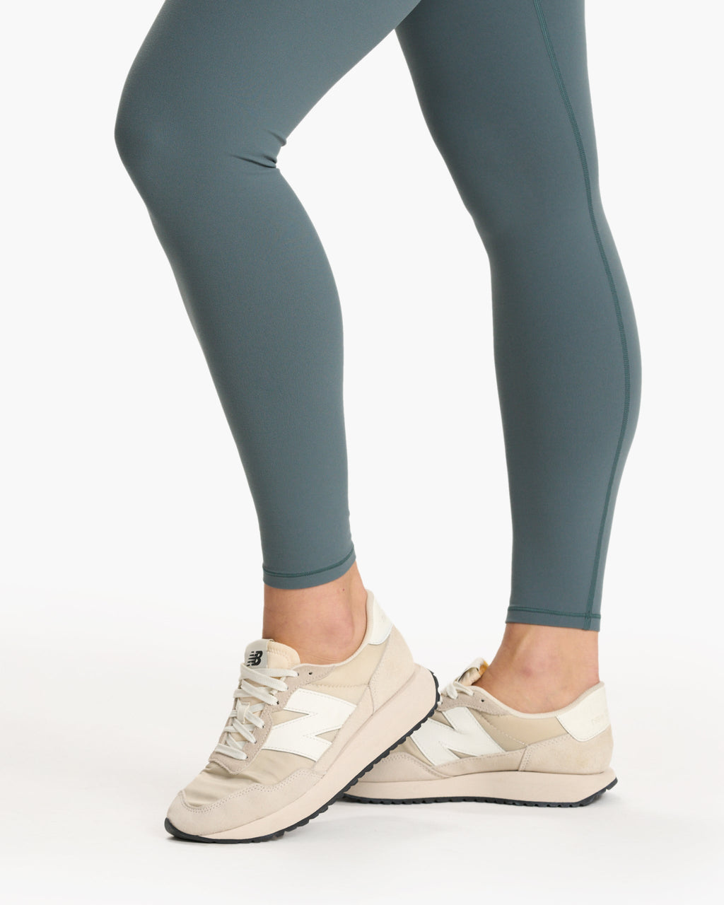 Vuori AllTheFeels™ Legging - Long | Lake