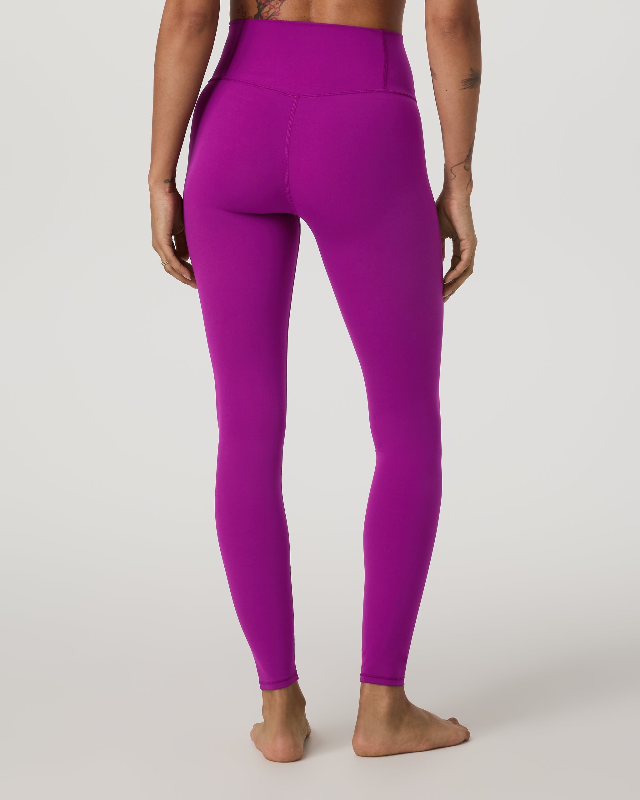 Vuori AllTheFeels™ Legging - Short | Magenta