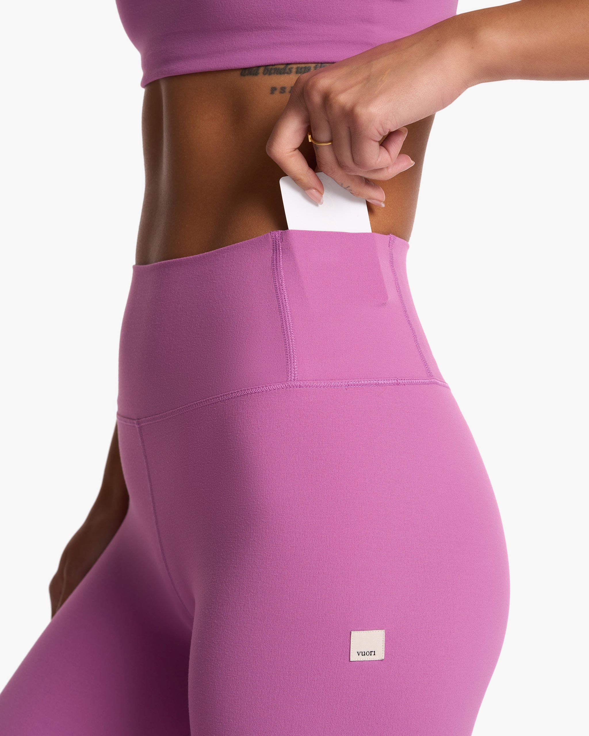 Vuori AllTheFeels™ Legging - Short | Claret