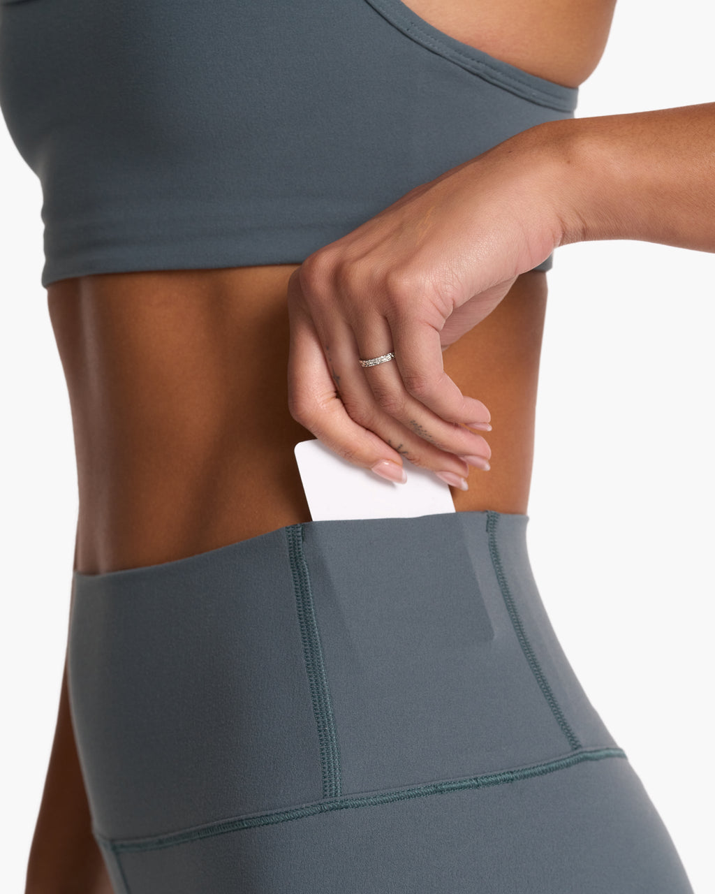 Vuori AllTheFeels™ Legging - Short | Lake