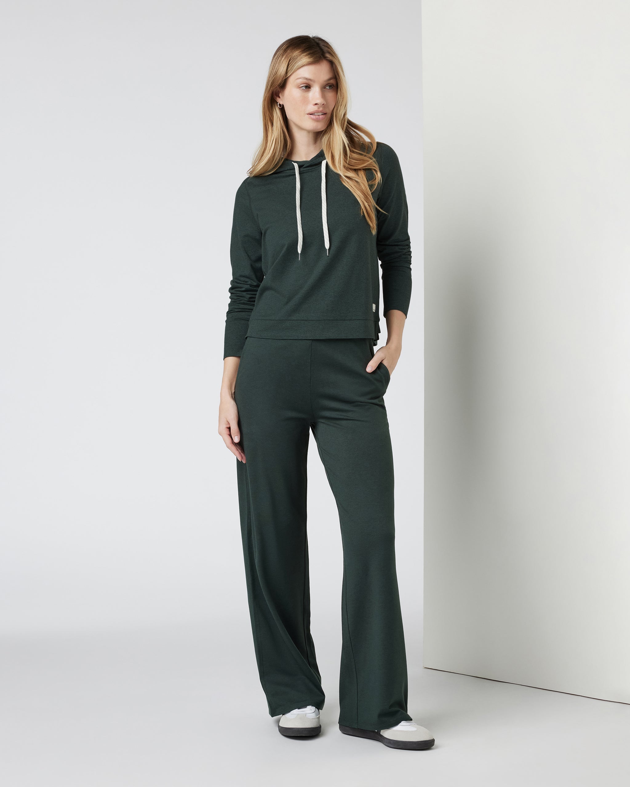 Halo Essential Wideleg Pant - Short | Aspen Heather