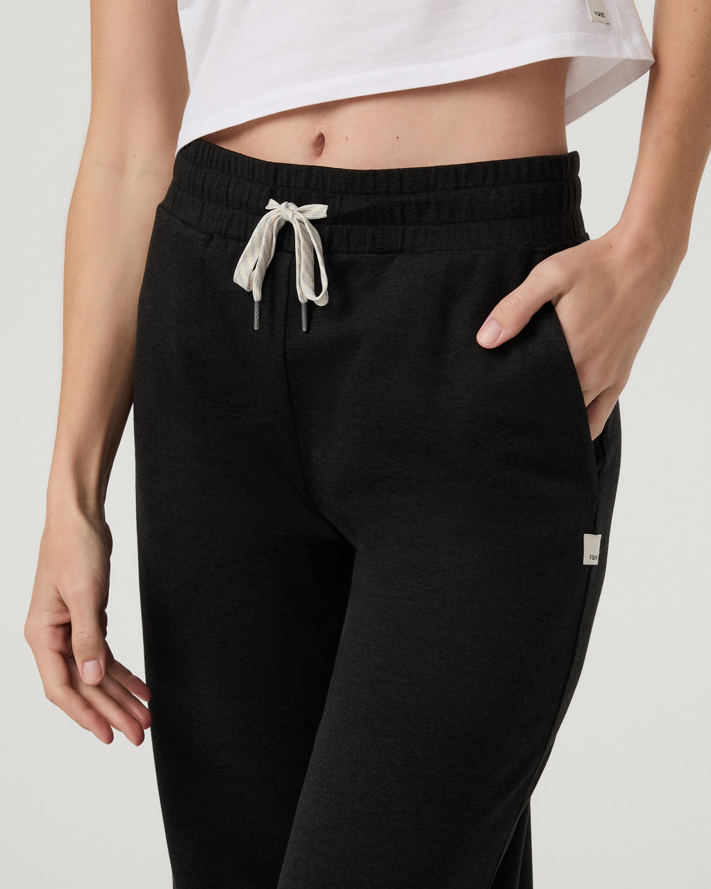 Halo Essential Wideleg Pant - Short | Black Heather