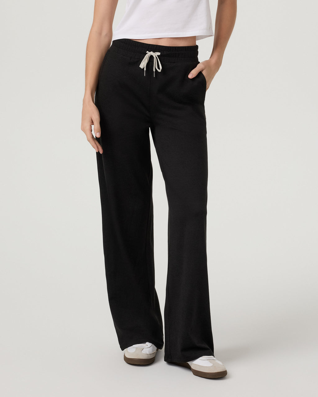 Halo Essential Wideleg Pant - Short | Black Heather