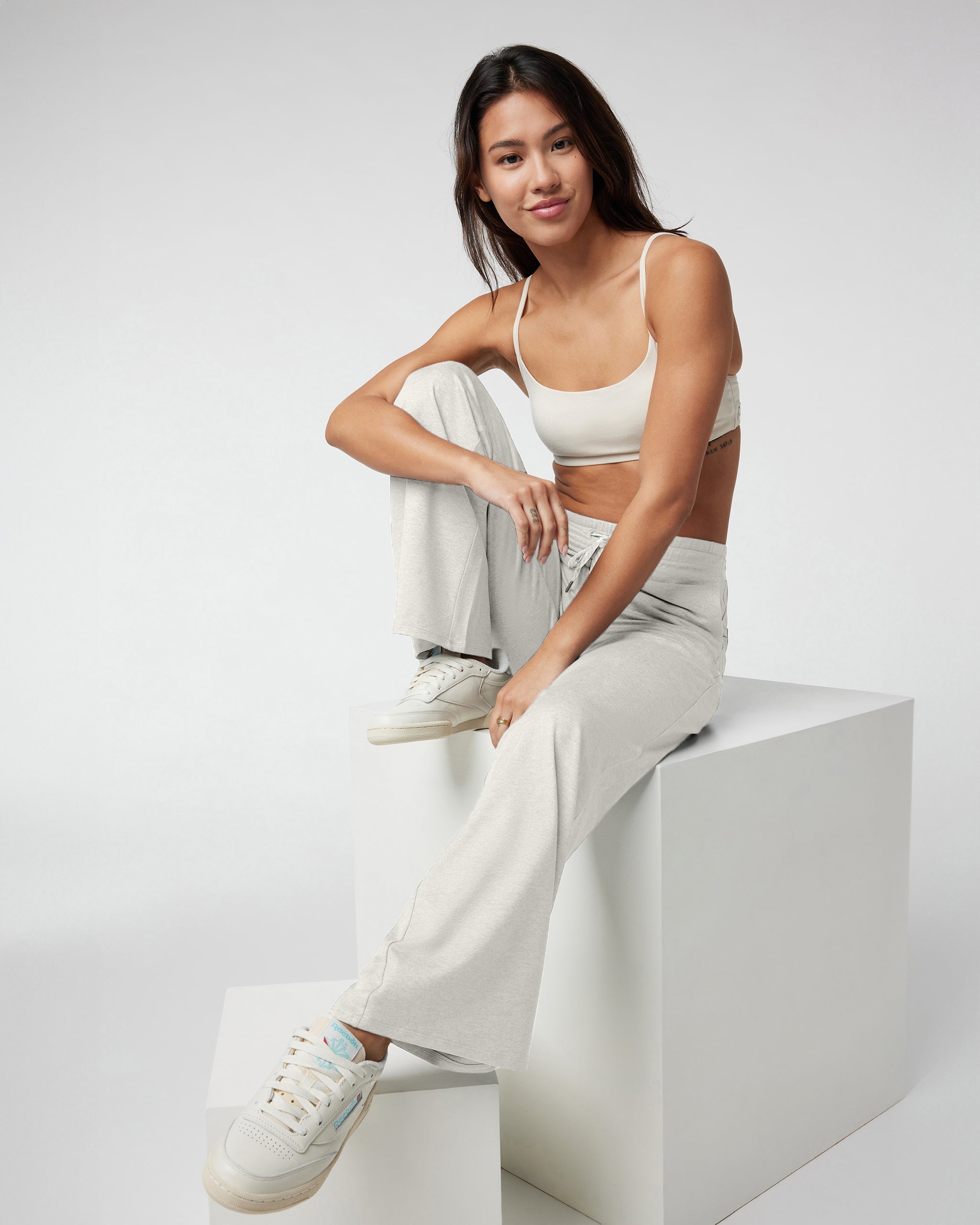 Halo Essential Wideleg Pant - Short | Ecru Heather