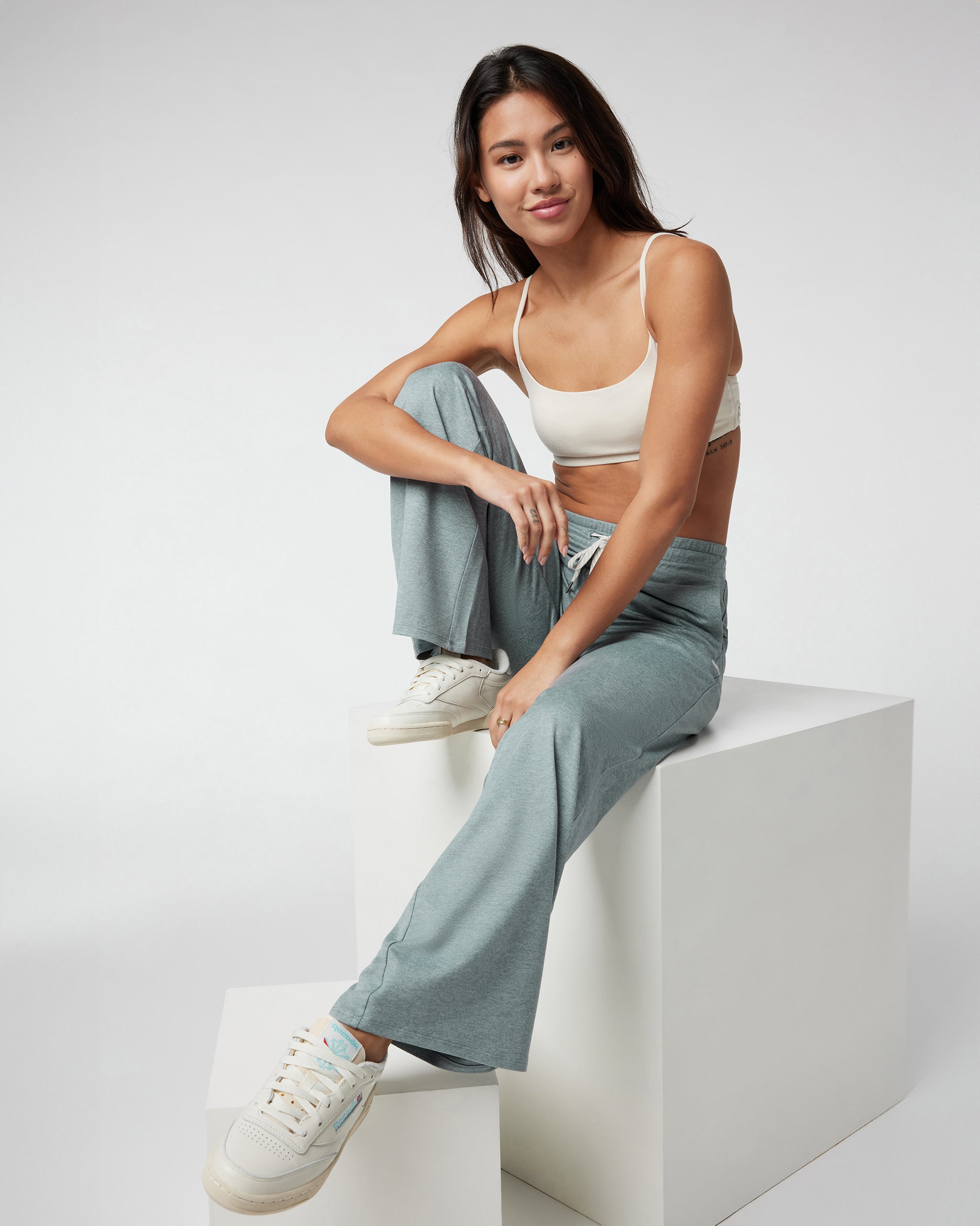 Halo Essential Wideleg Pant - Short | Vintage Pistachio Heather