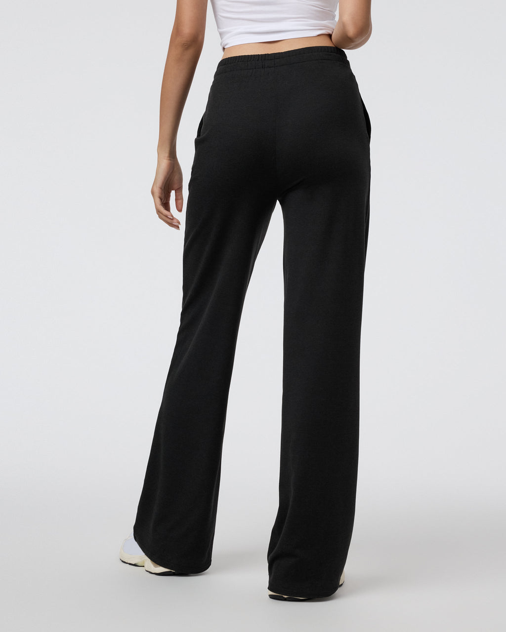 Halo Essential Wideleg Pant | Black Heather