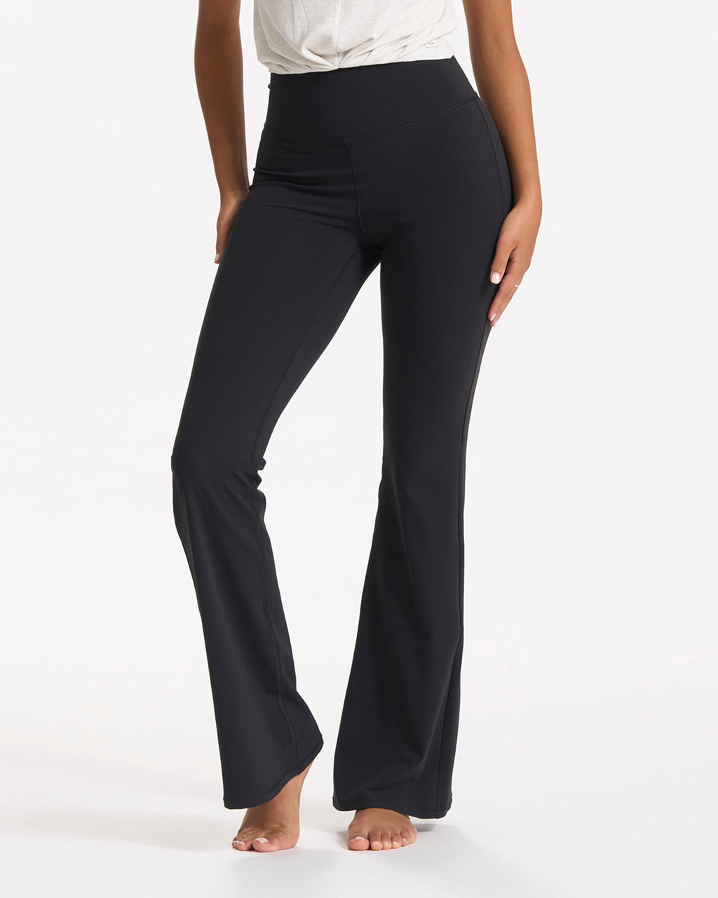 Studio Flare | Black