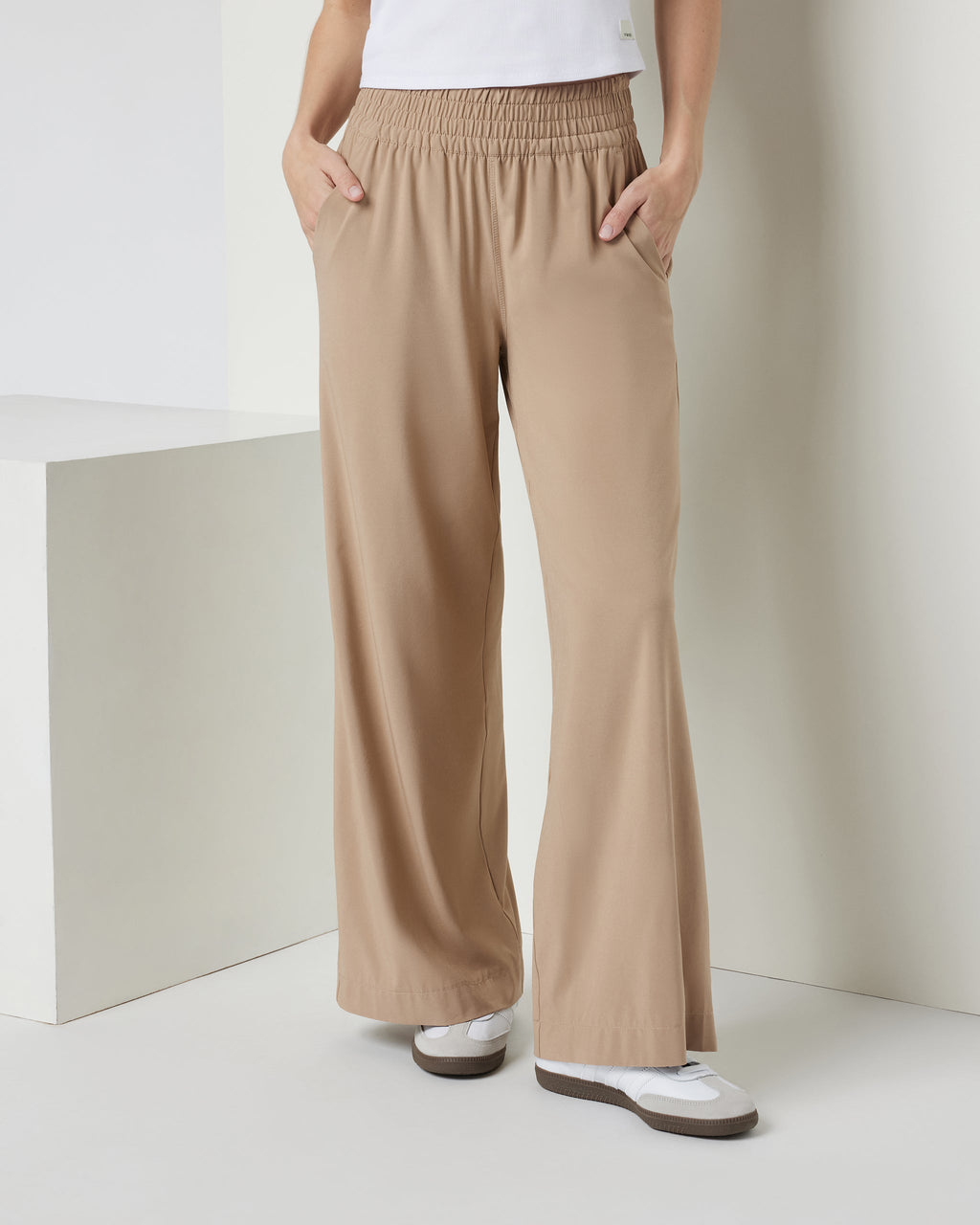 Villa Wideleg Pant - Short | Goldenrod