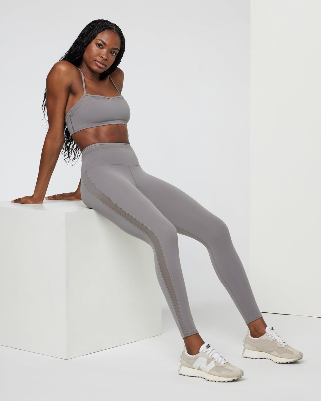 Hot Mesh Legging | Smoke