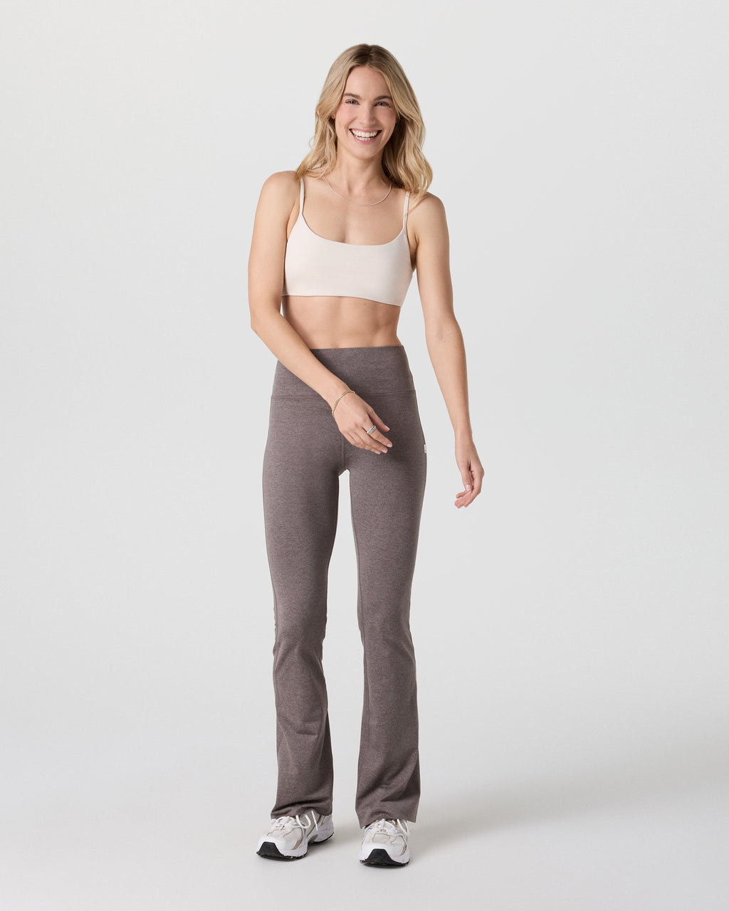 Halo Slim Flare Pant | Chia Heather