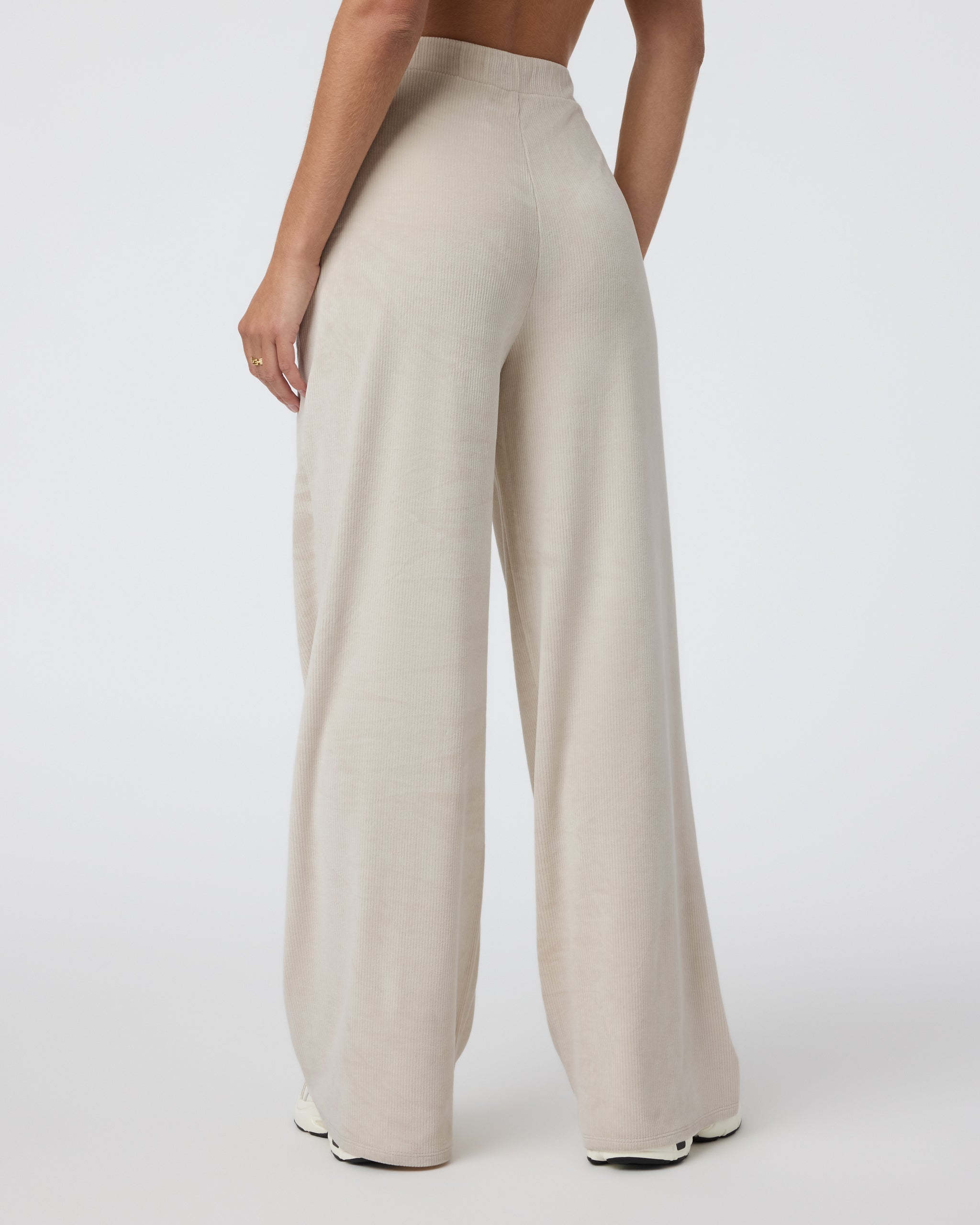 Haven Wideleg | Suede