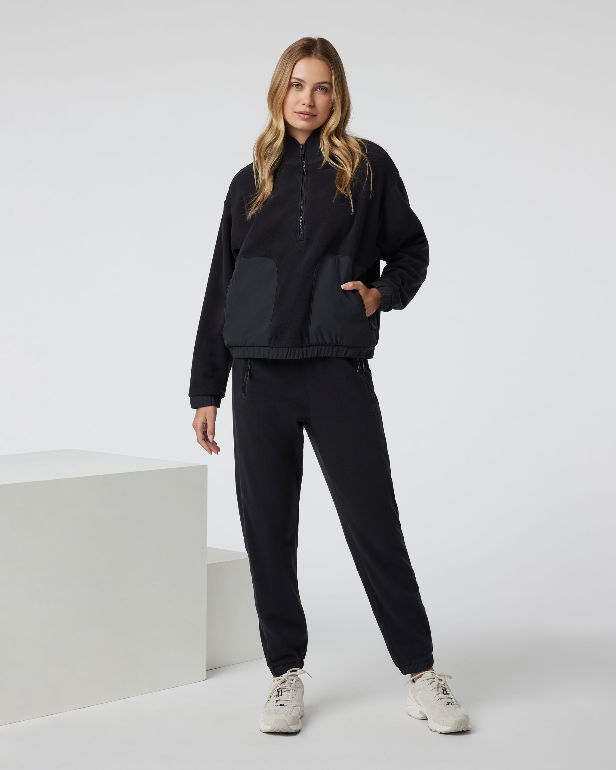 Women's Aspen Jogger | Black