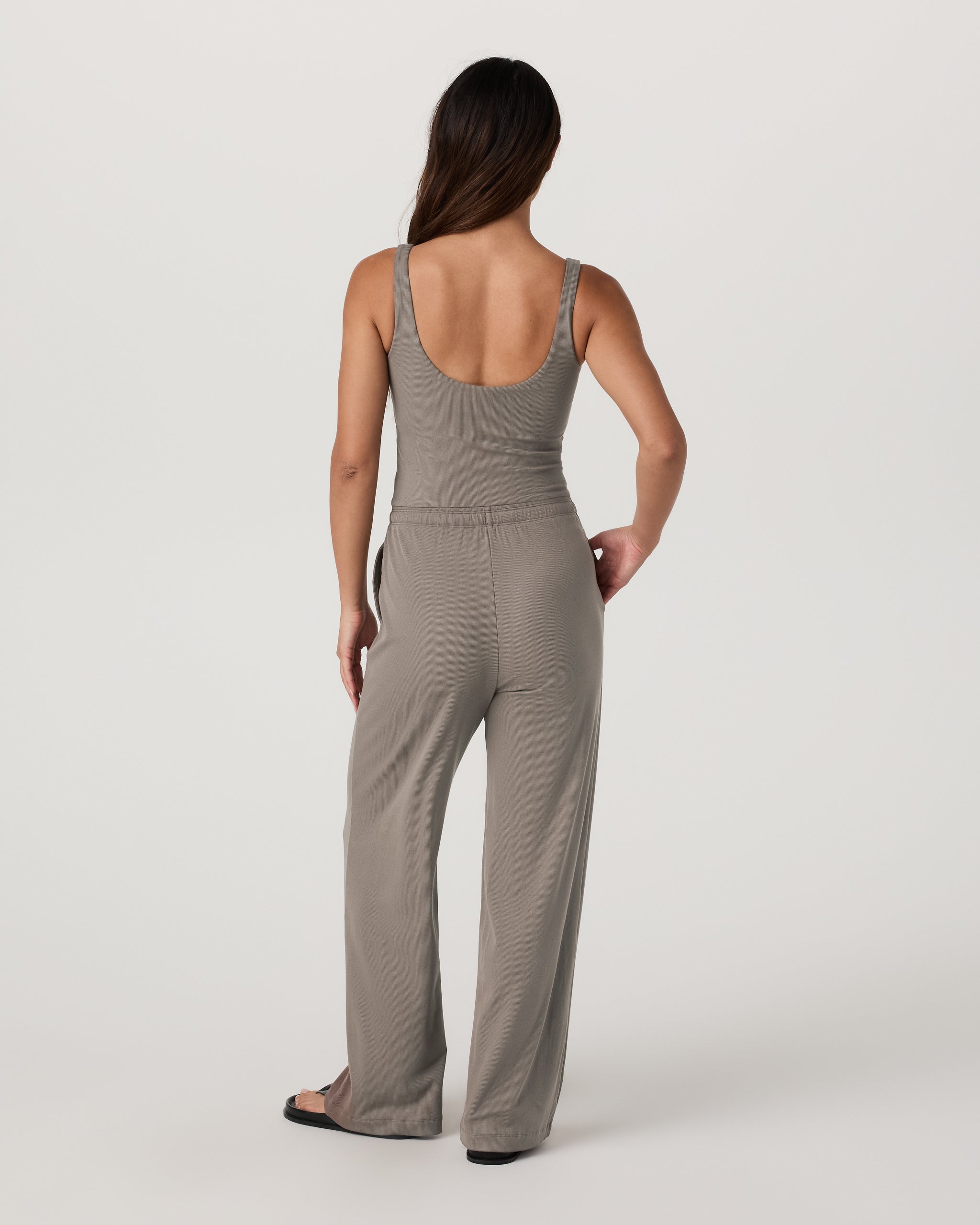 Pose Scoop Jumpsuit | Smokey Taupe