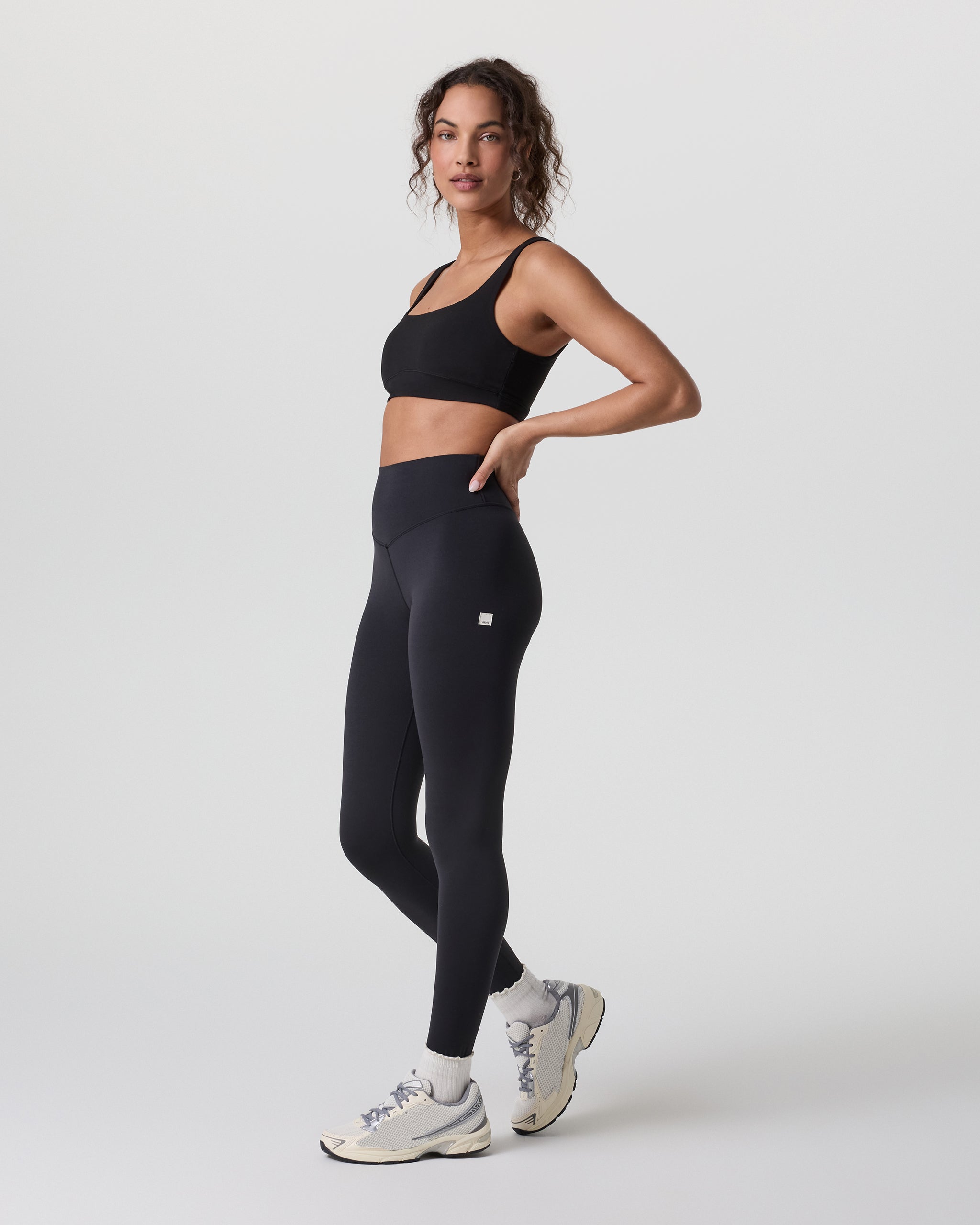 Vuori AllTheForm™ Legging- Short | Black
