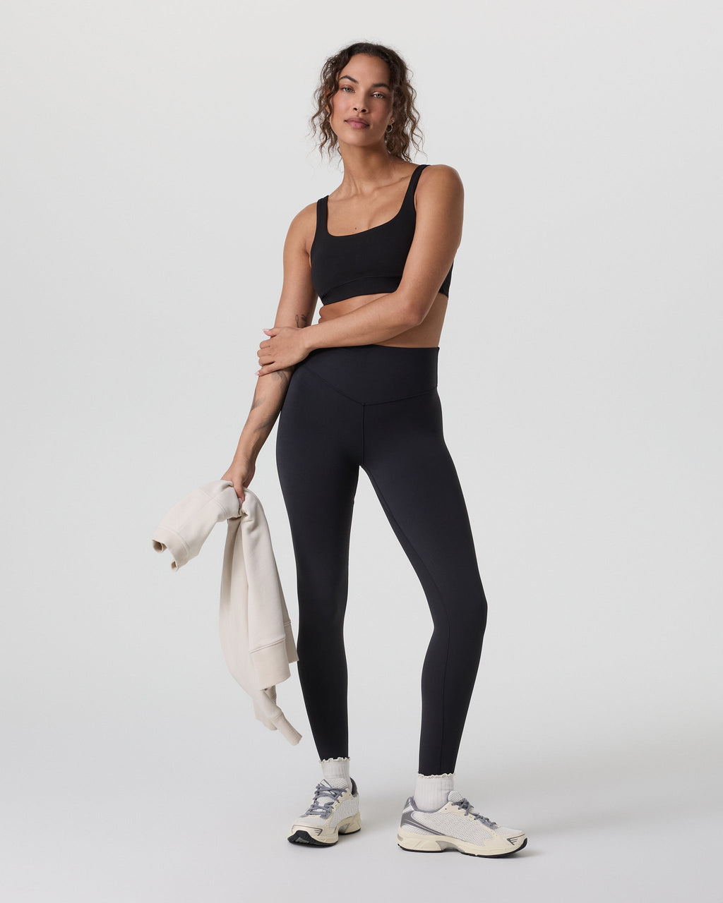 Vuori AllTheForm™ Legging- Short | Black