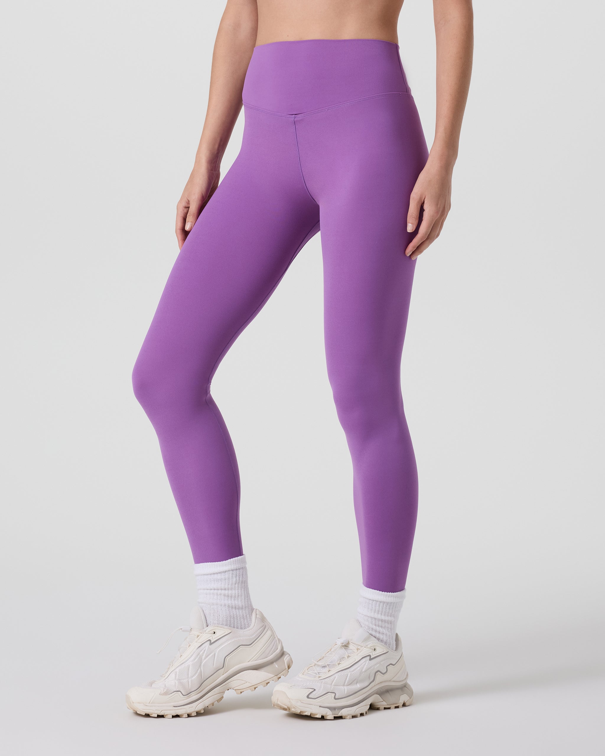Vuori AllTheForm™ Legging- Short | Bright Violet