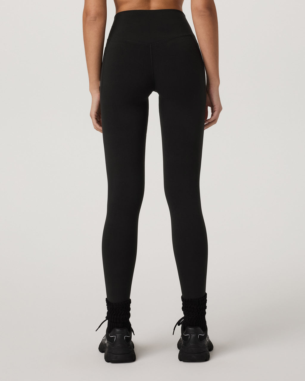 Vuori AllTheForm™ Pocket Legging-Short | Black