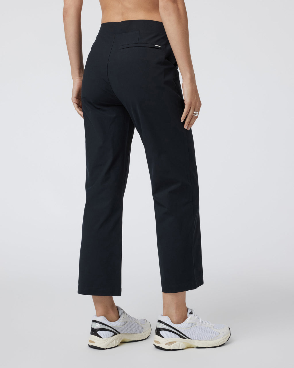 Women's Meta Crop Pant | Black