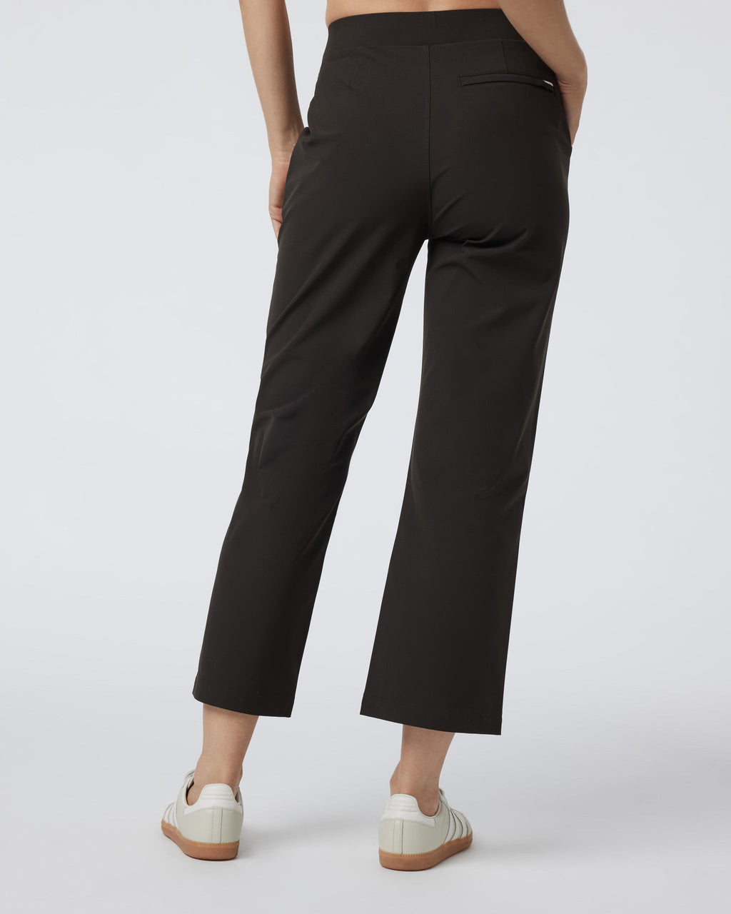 Women's Meta Crop Pant | Dark Java