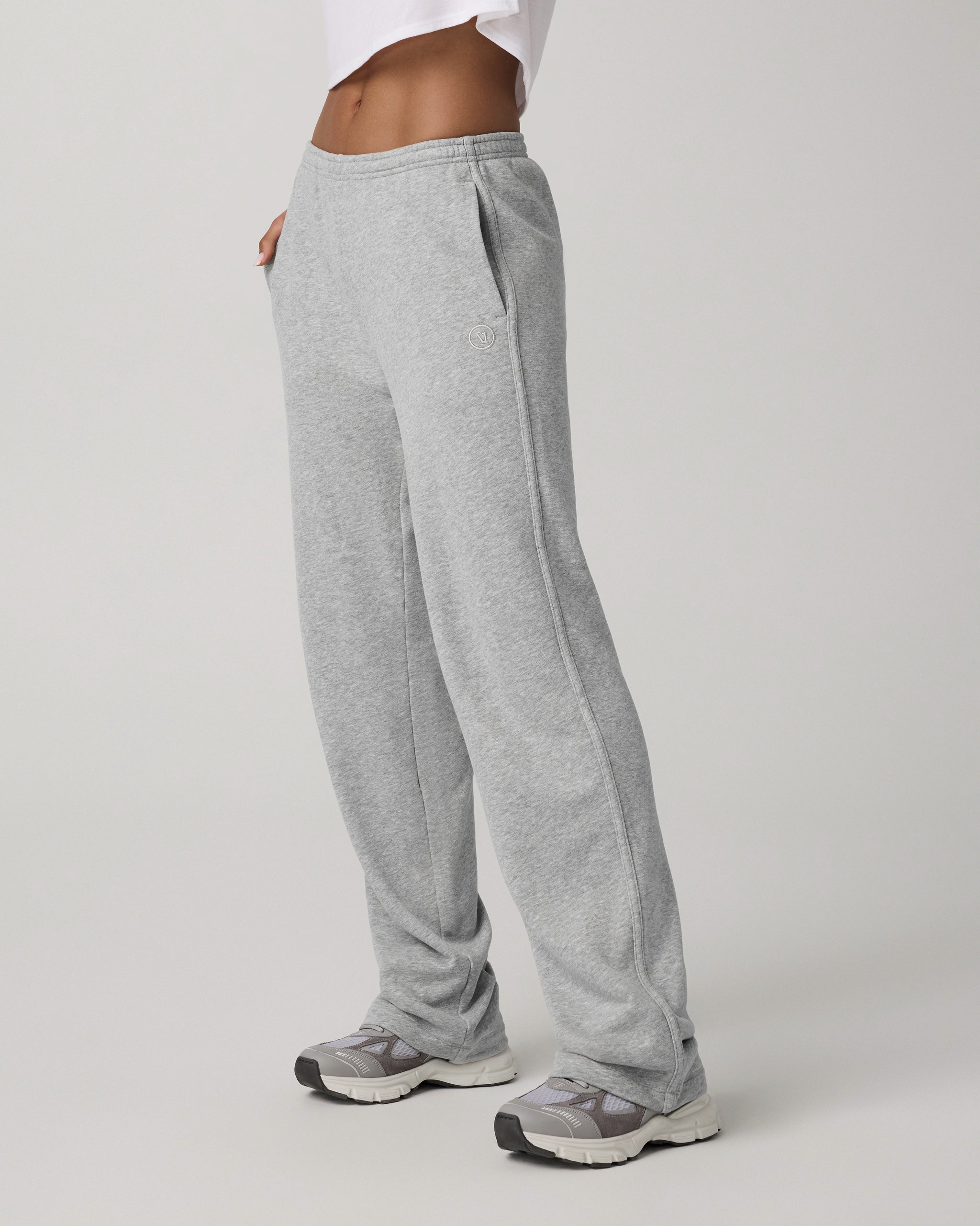 Sedona Straight Leg Sweatpant | Light Heather Grey