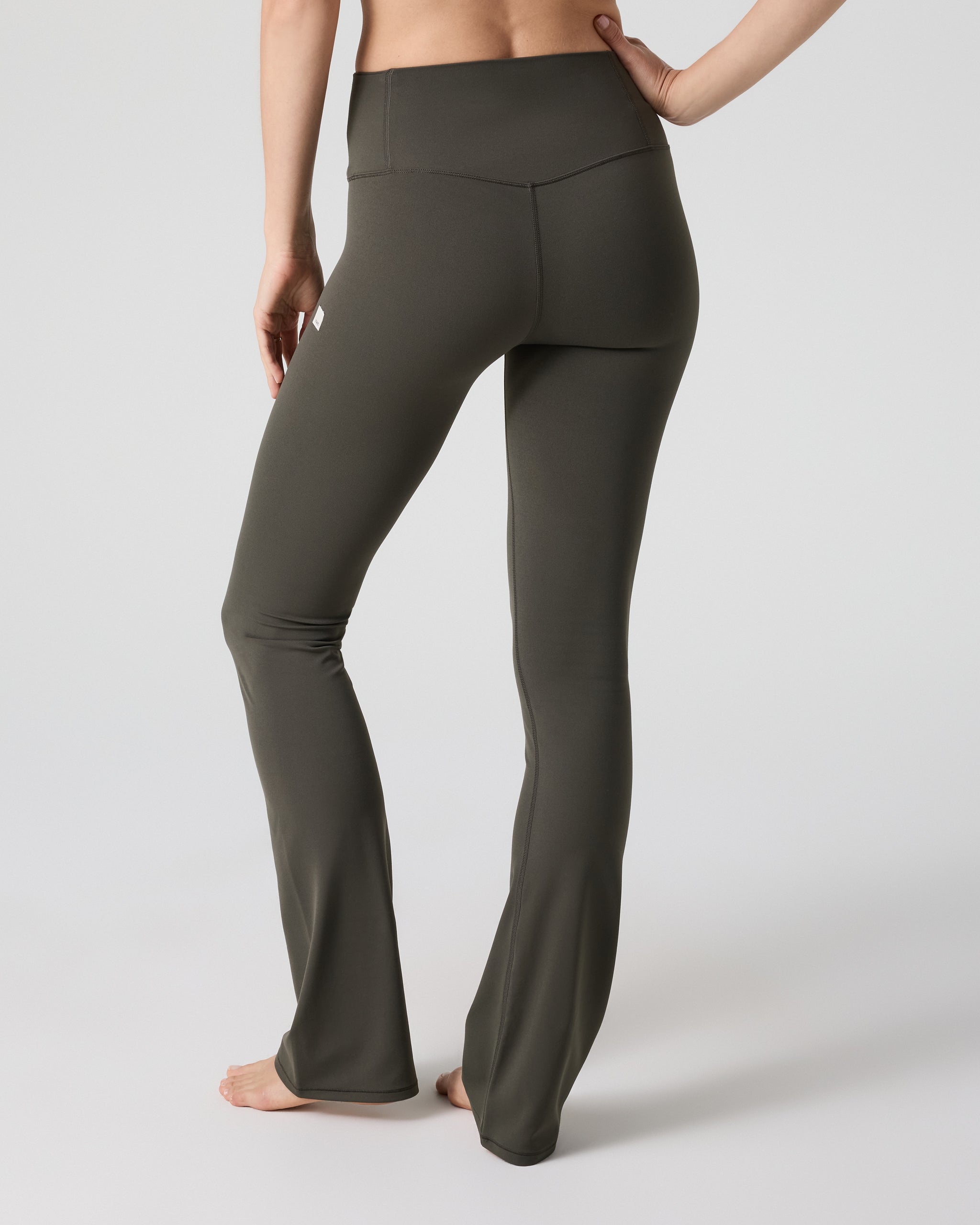 Vuori AllTheFeels™ Slim Flare - Long | Kale