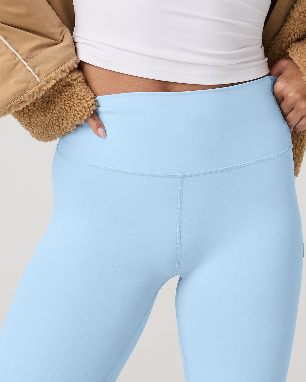 Vuori AllTheFeels™ Slim Flare | Crystal Blue