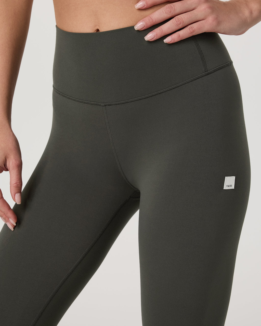 Vuori AllTheFeels™  Crop Legging | Kale