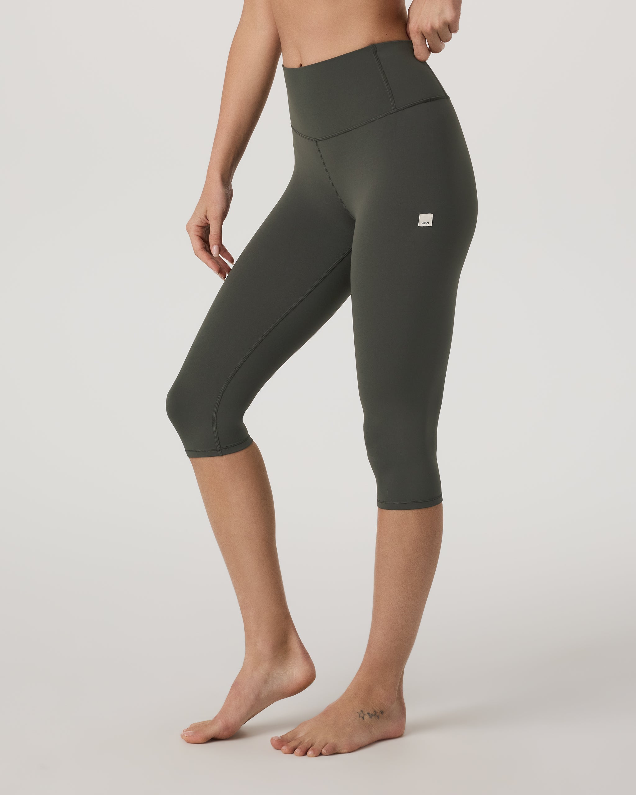 Vuori AllTheFeels™  Crop Legging | Kale