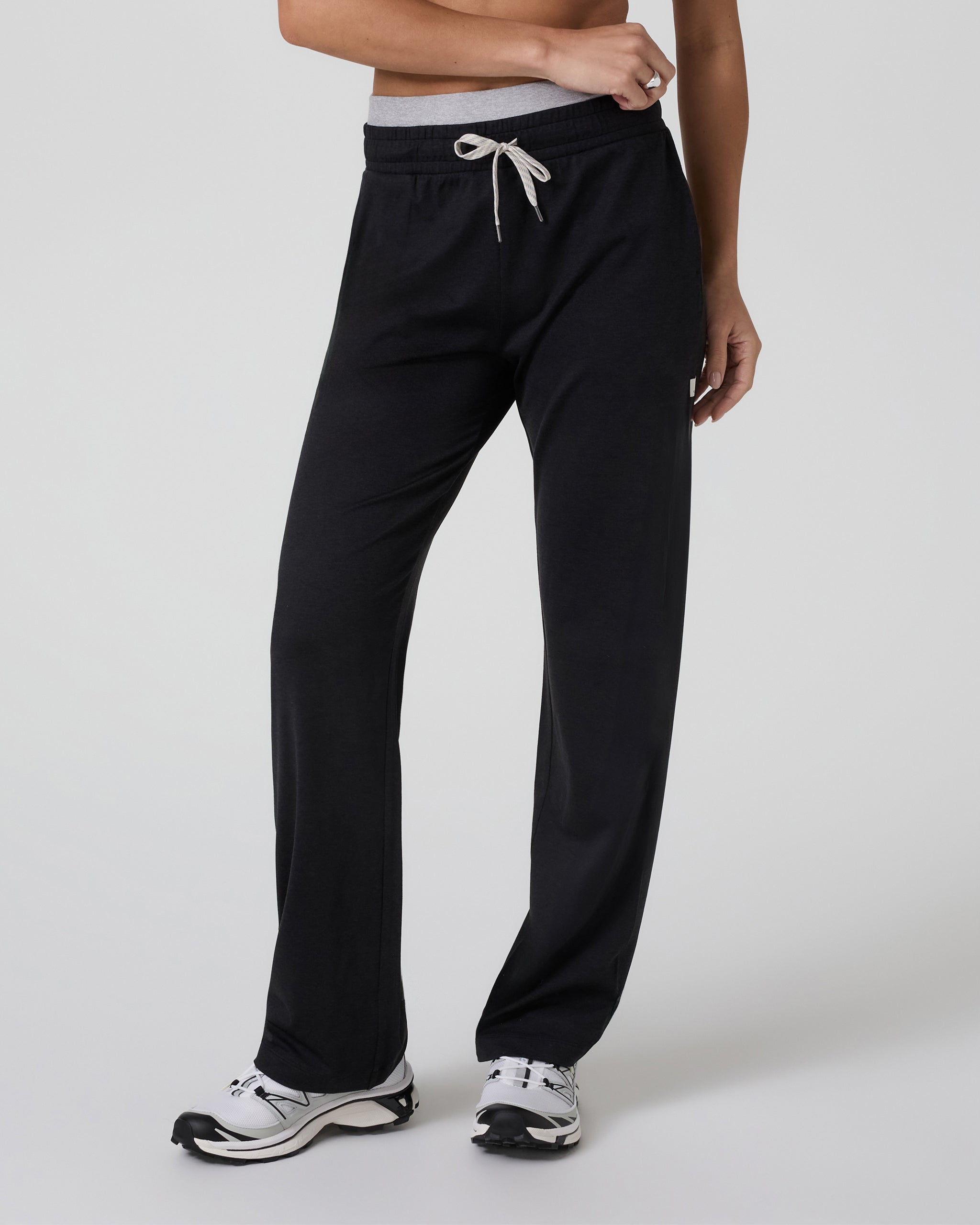 Halo Warm Up Straight Leg Pant | Black Heather