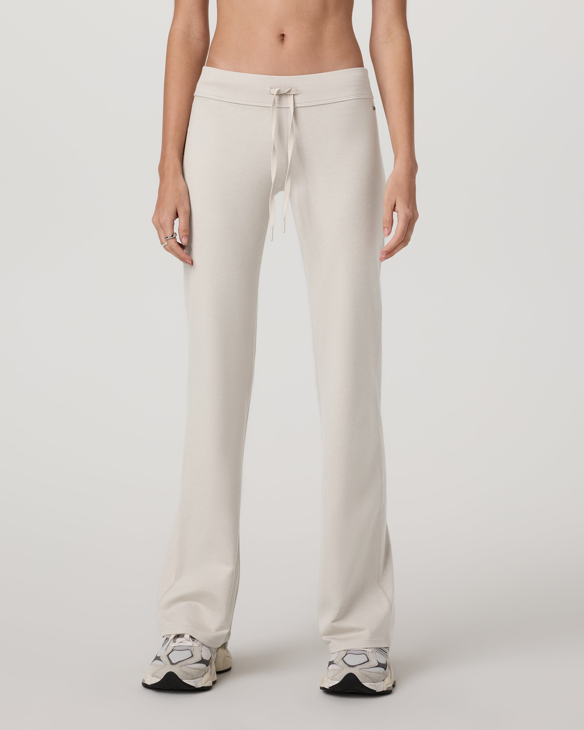 Halo Low Rise Slim Flare Pant | Ecru Heather