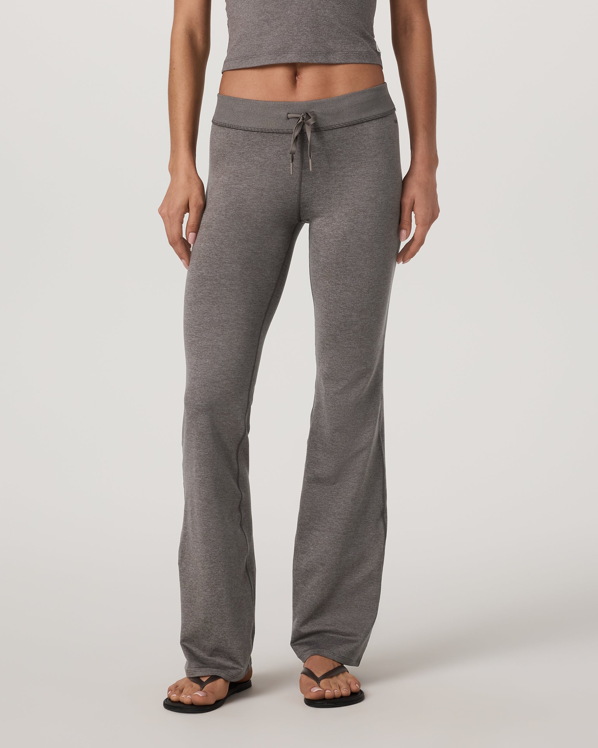 Halo Low Rise Slim Flare Pant | Chia Heather