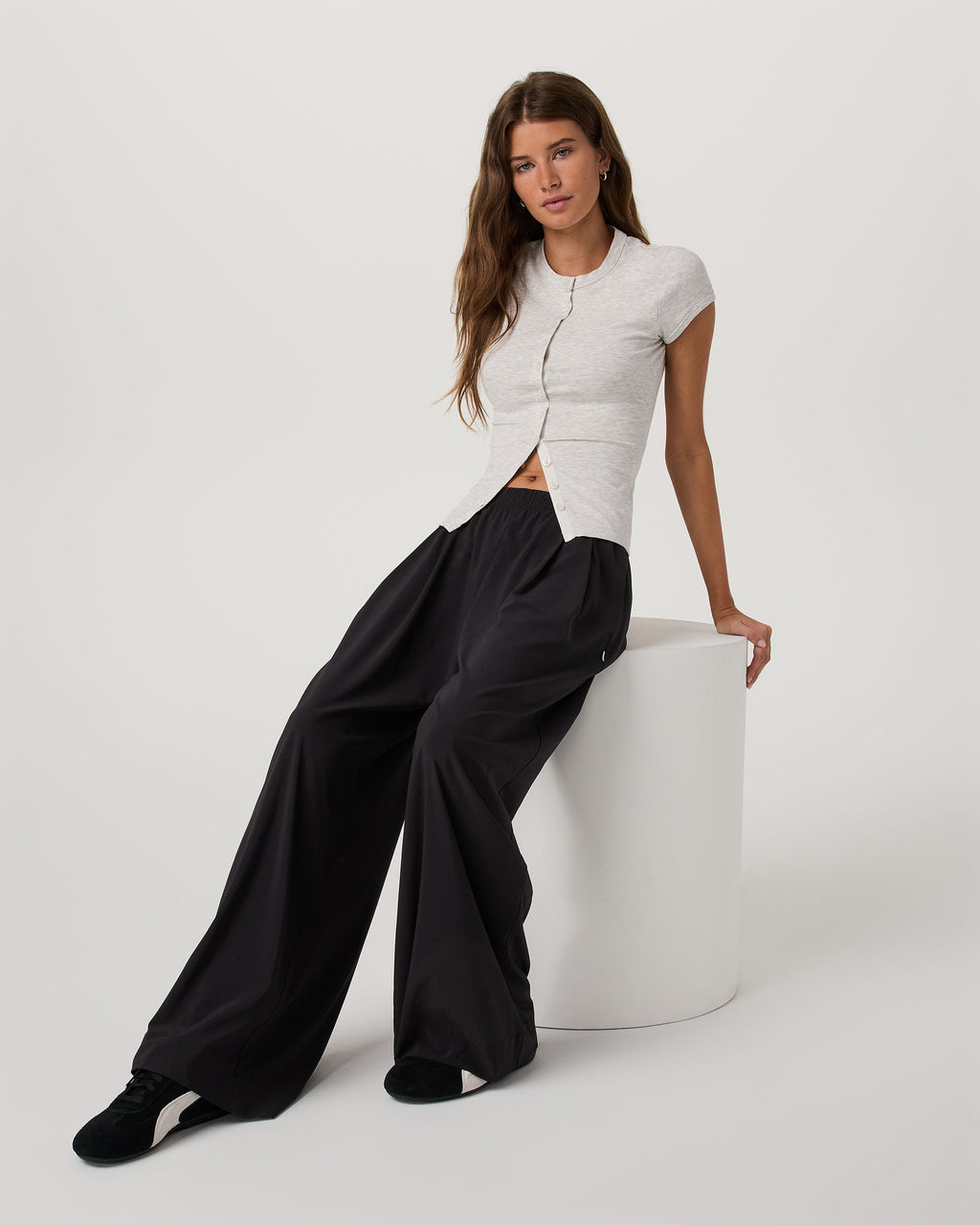 Villa Vibes Wideleg | Black