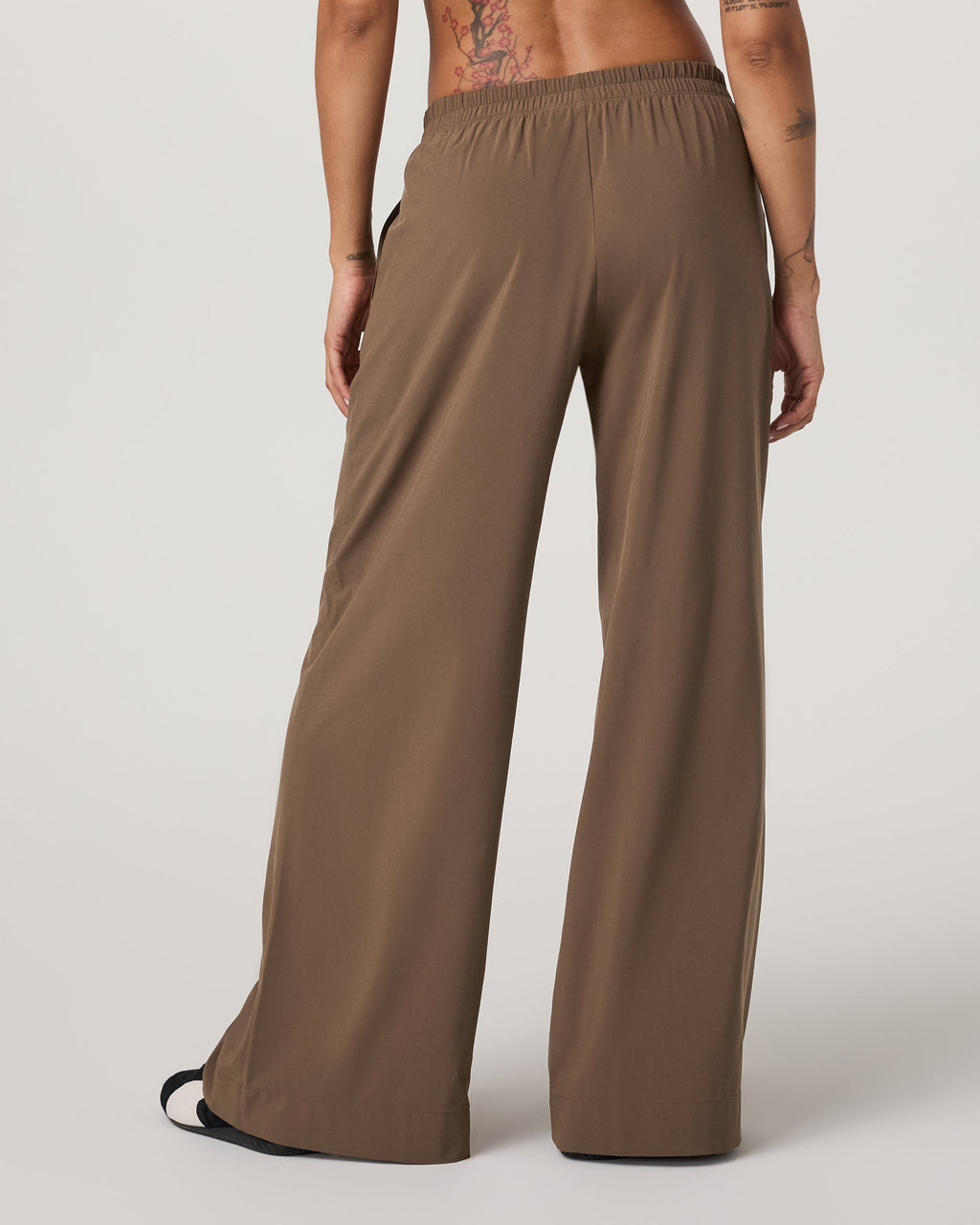 Villa Vibes Wideleg | Espresso