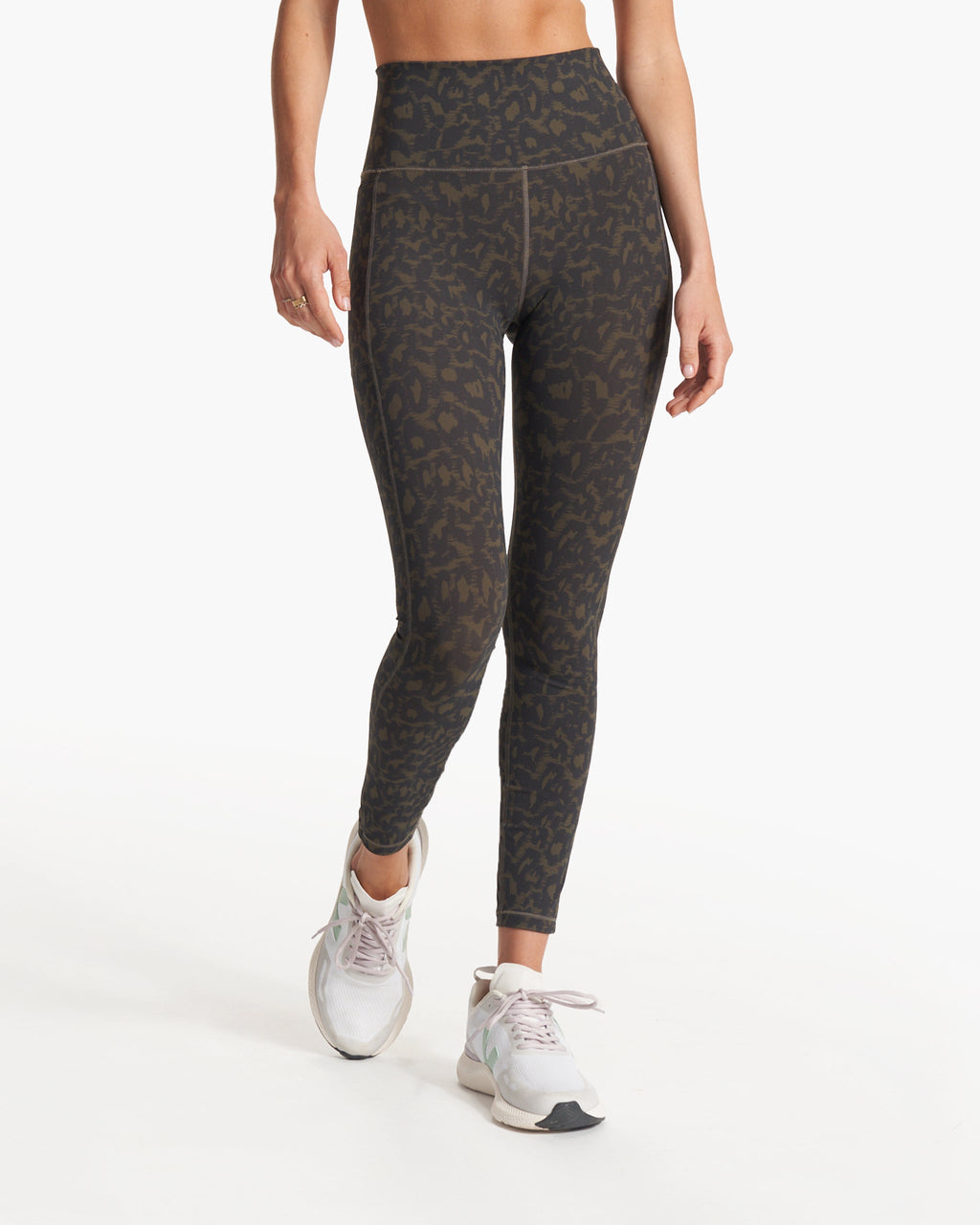 Studio Pocket Legging | Cocoa Spots