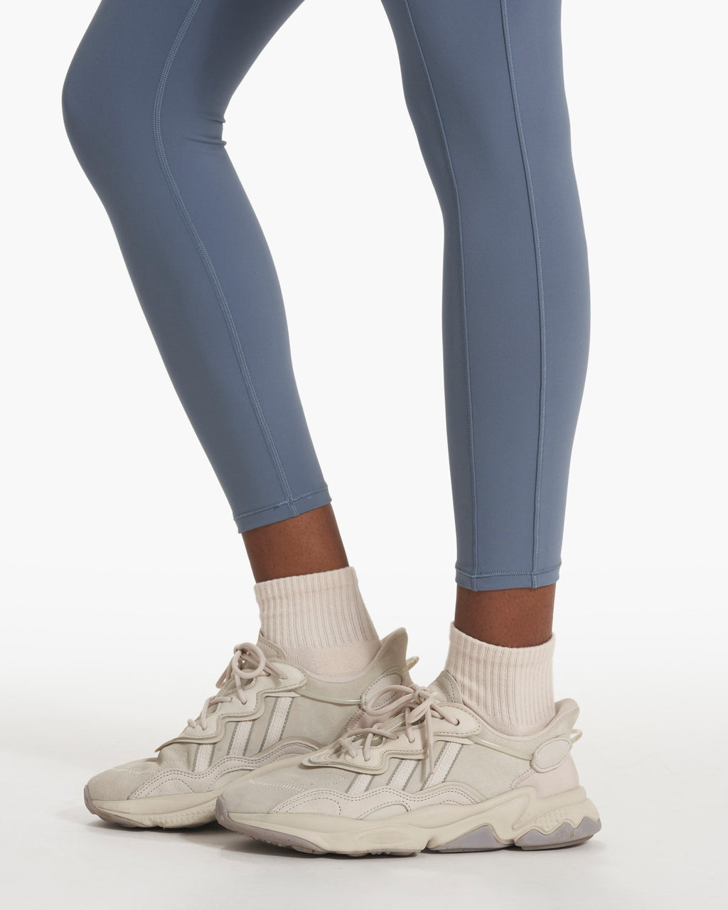 Studio Pocket Legging | Light Azure