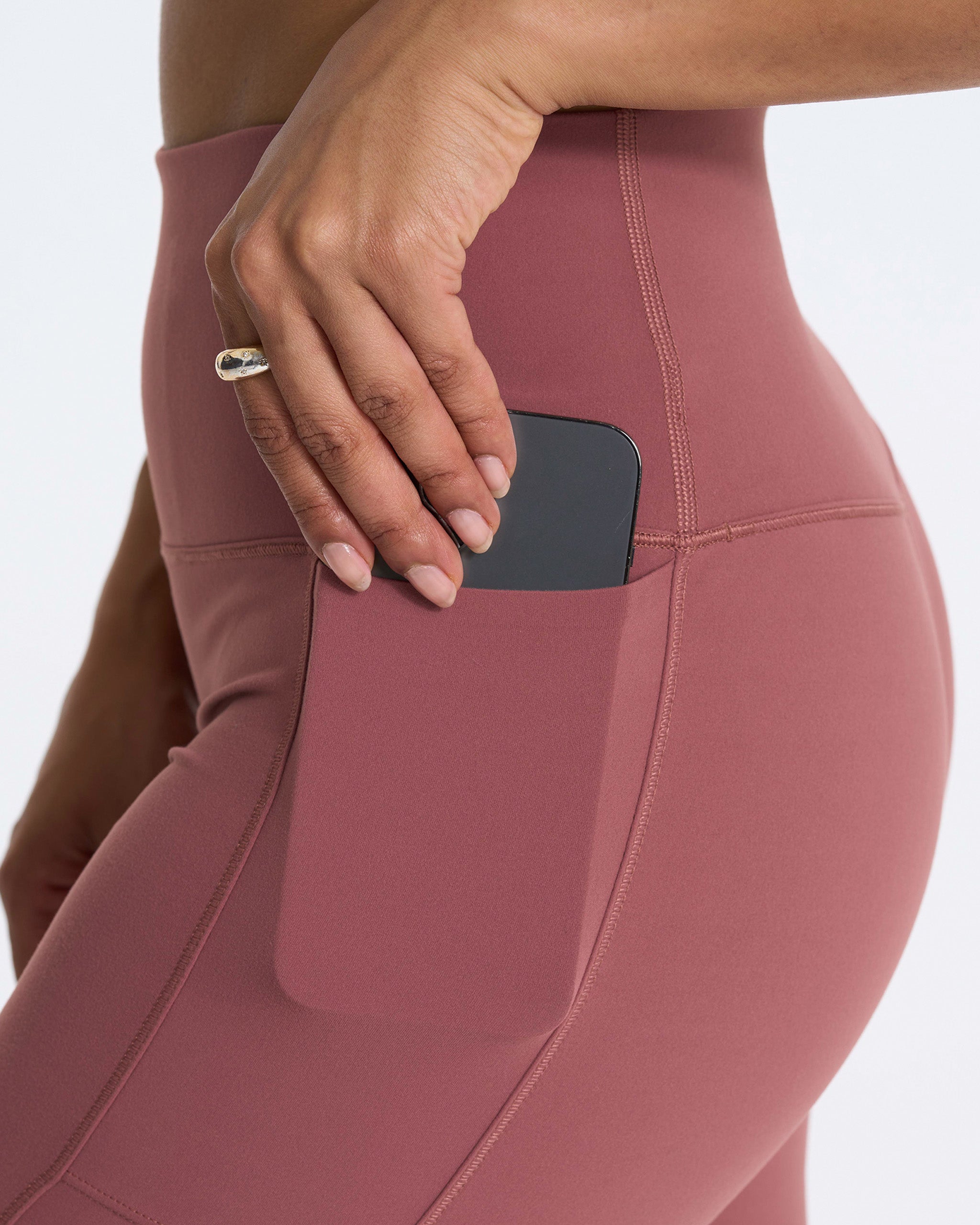Studio Pocket Legging | Rosewood