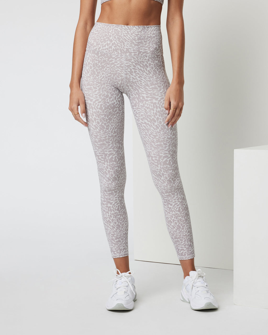 Studio Pocket Legging | Salt Blurred Torrent