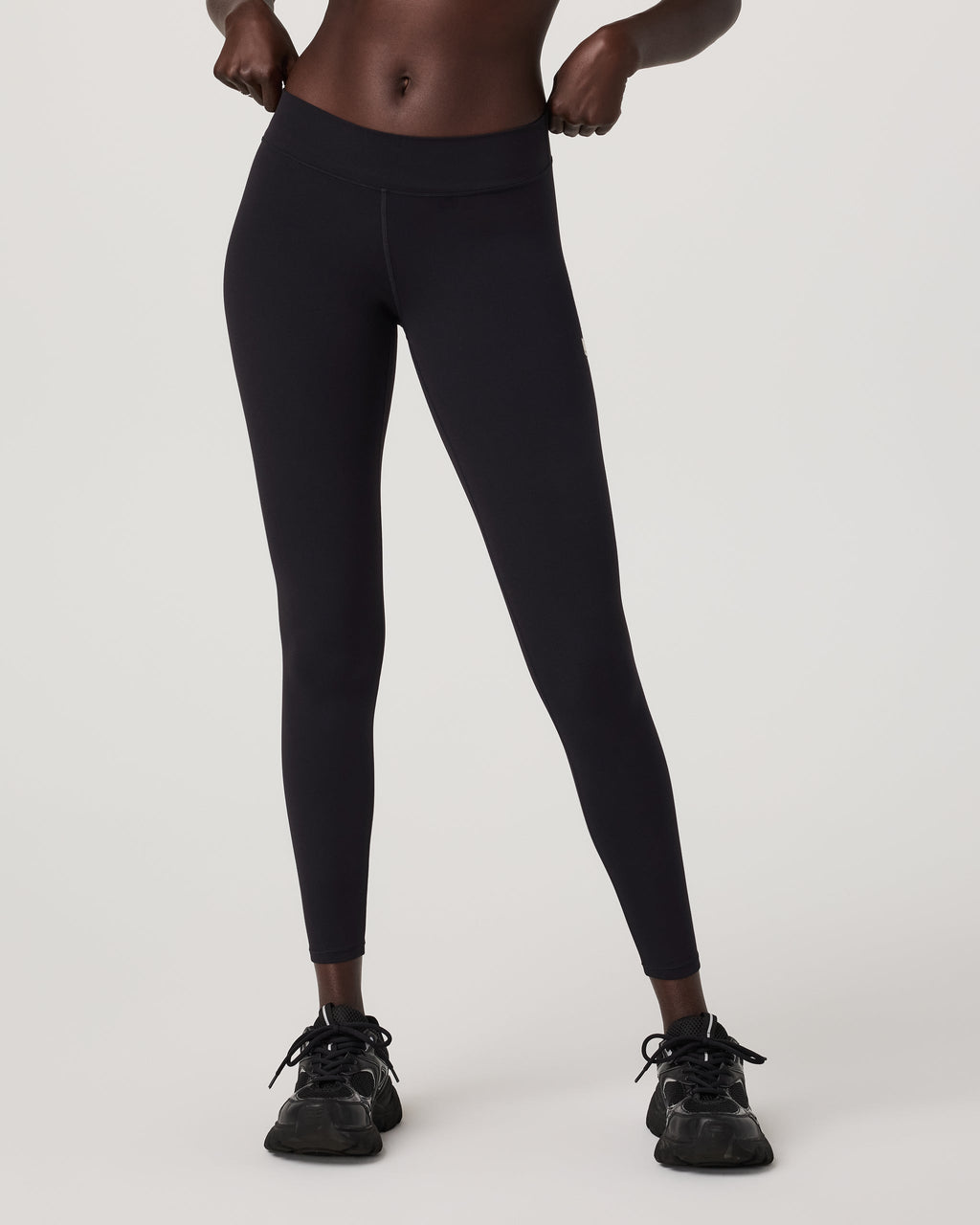 Vuori AllTheFeels™ Low Rise Legging | Black