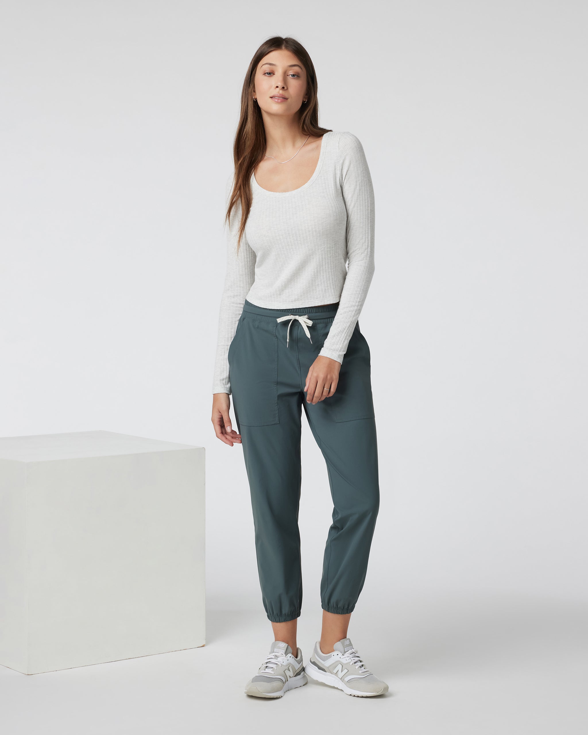 Miles Jogger | Smoked Beryl