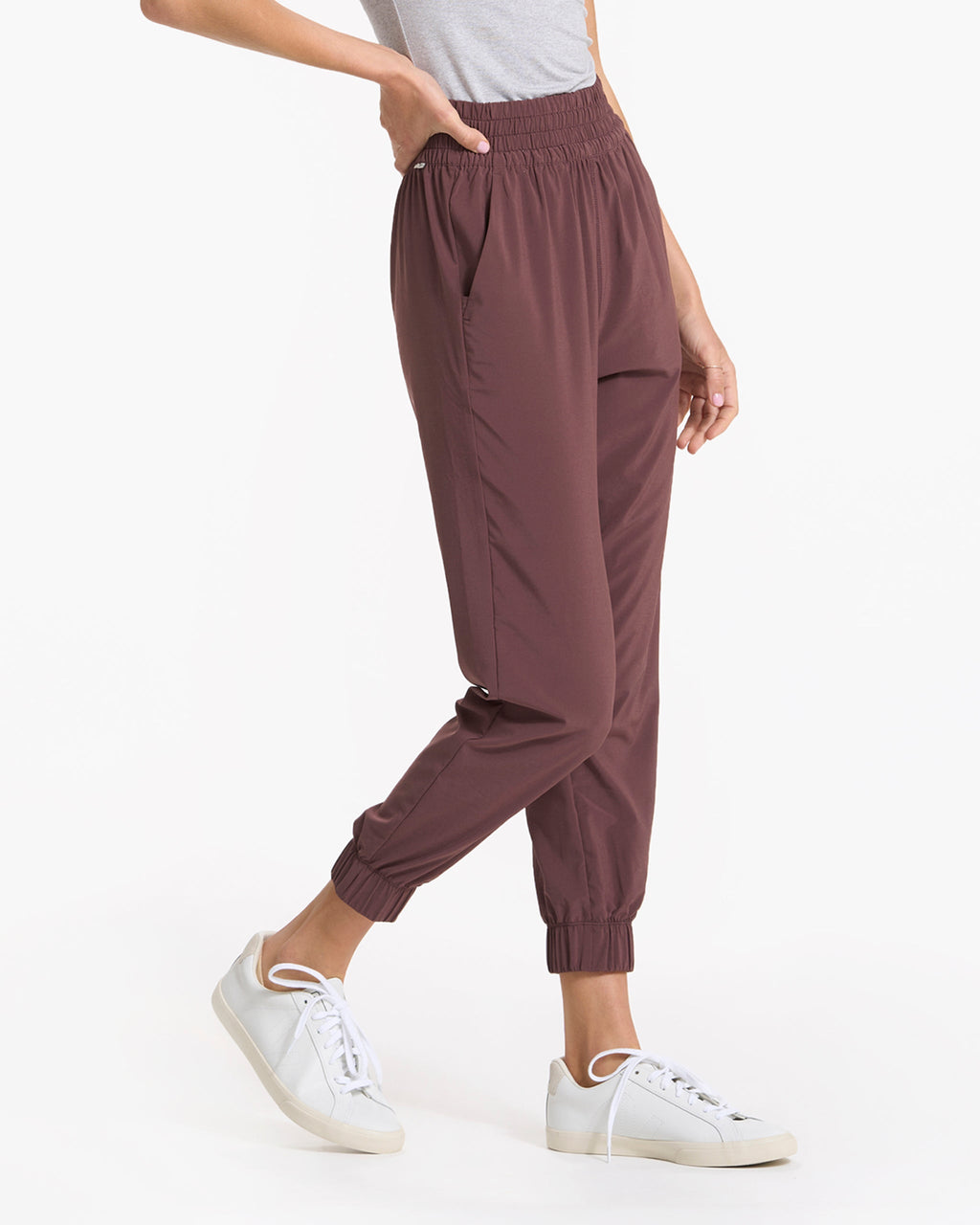 Villa Jogger | Chestnut