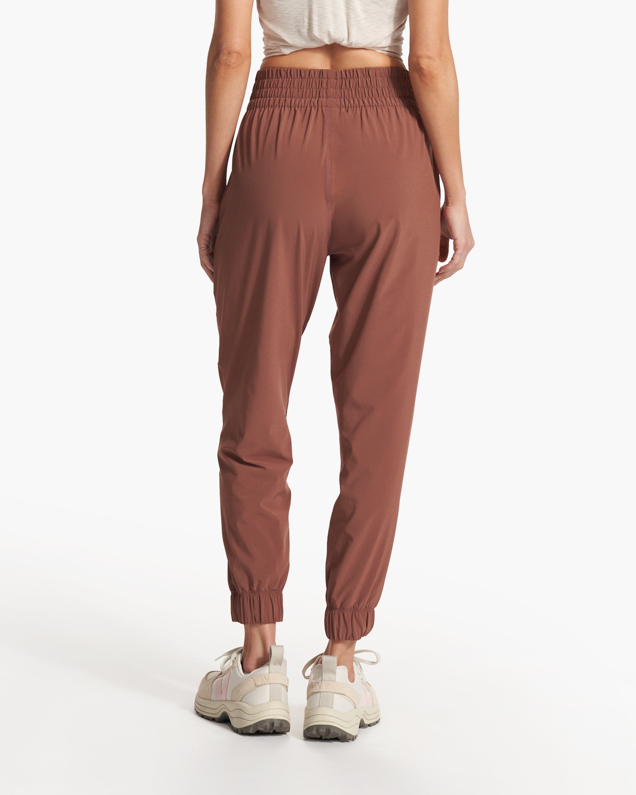 Villa Jogger | Hazelnut