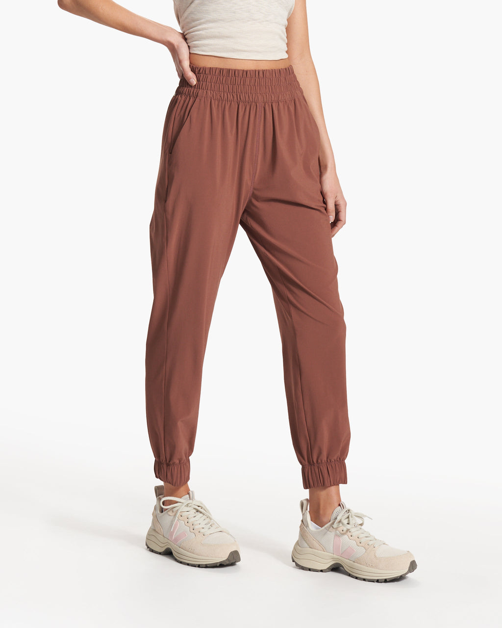 Villa Jogger | Hazelnut