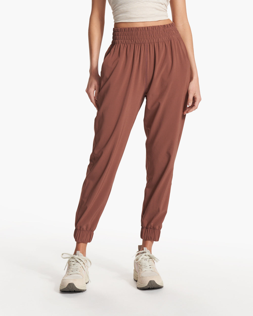 Villa Jogger | Hazelnut