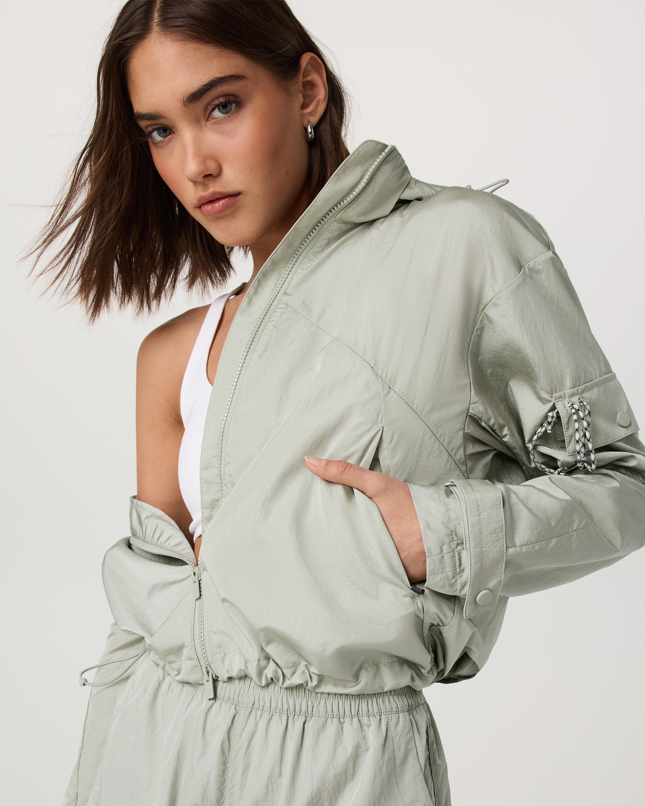 Endless Elevate Hike Jacket | Talc