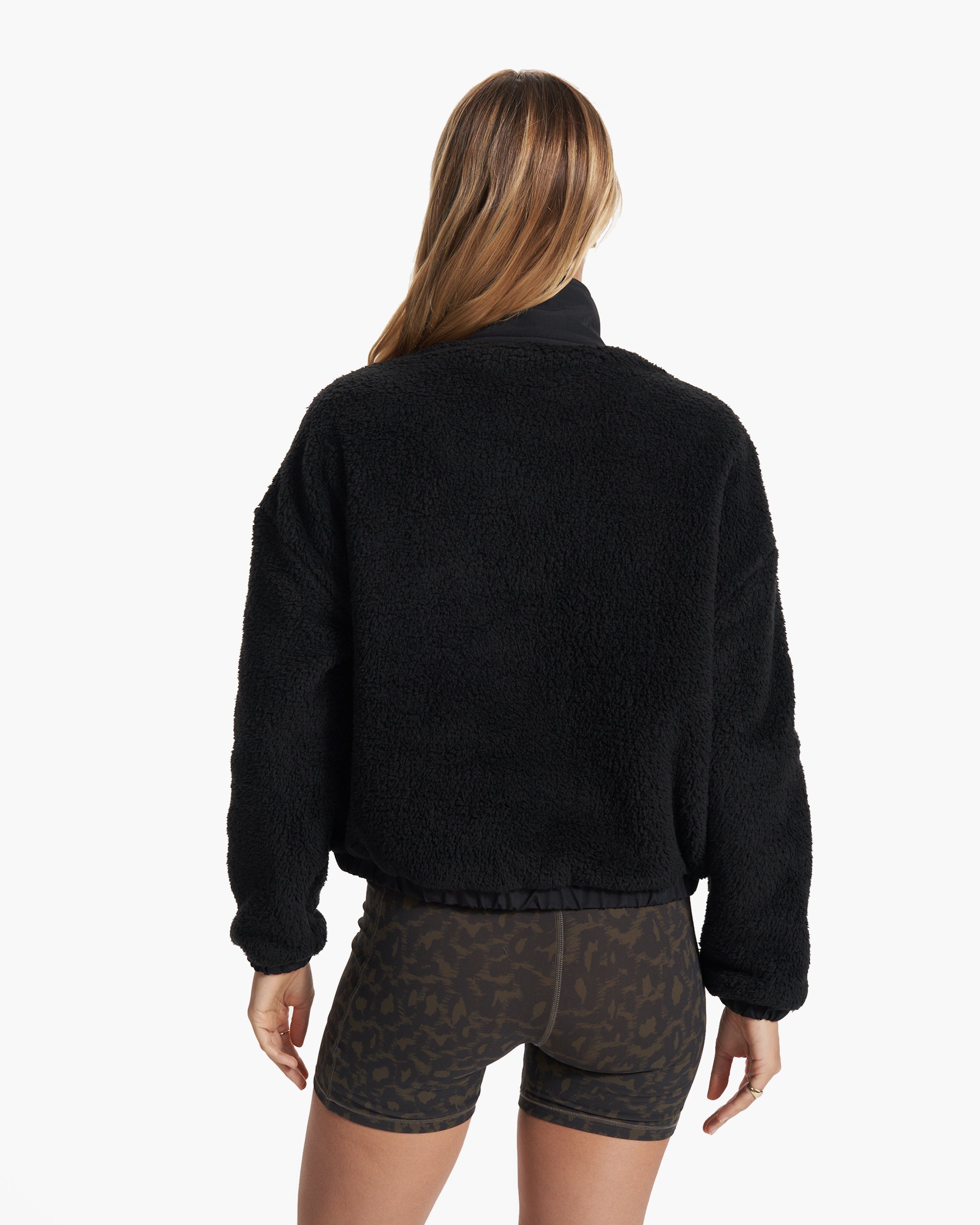 Cozy Sherpa Popover | Black